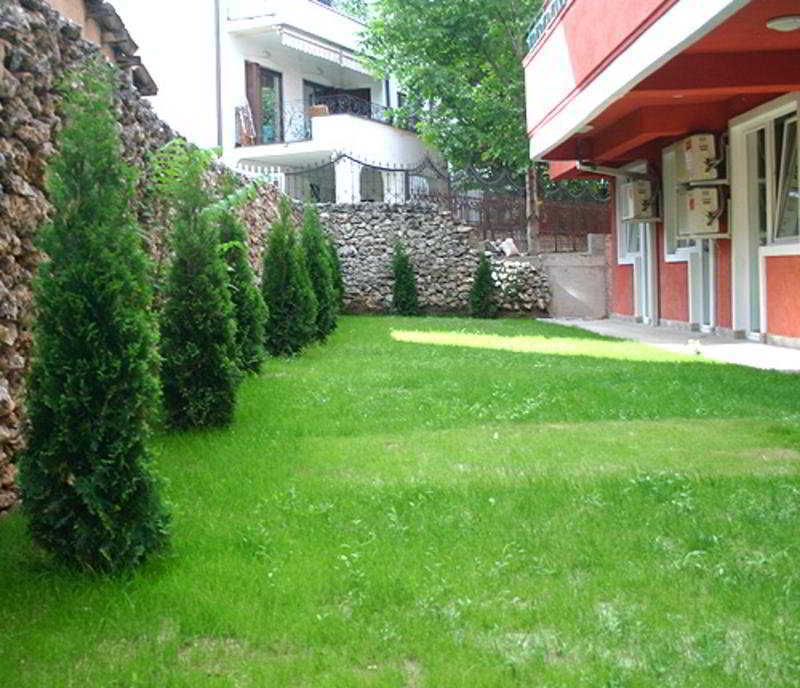 Leonardo Hotel Skopje Luaran gambar