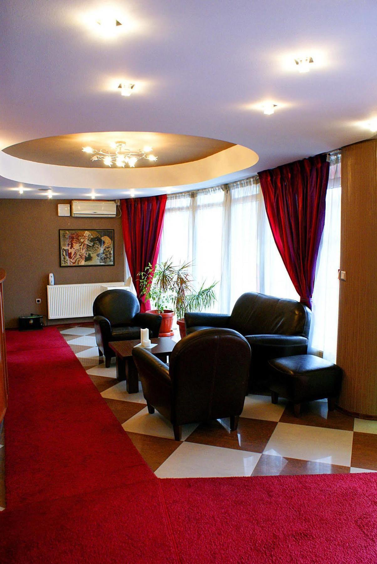 Leonardo Hotel Skopje Luaran gambar
