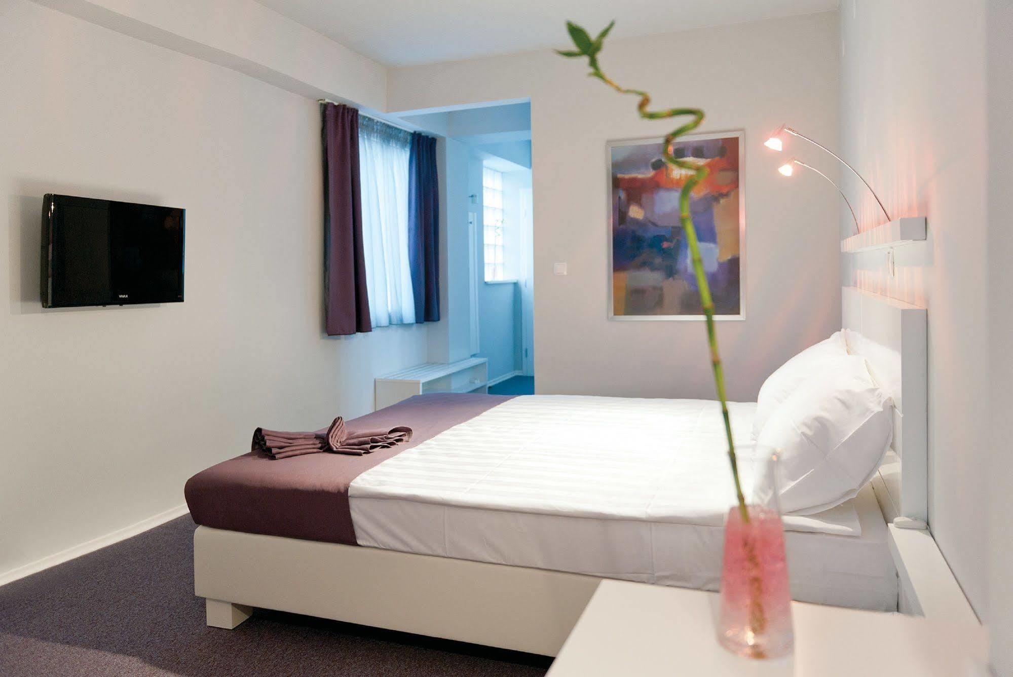 Leonardo Hotel Skopje Luaran gambar