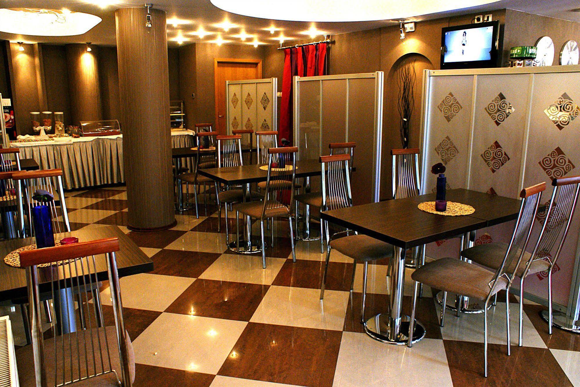 Leonardo Hotel Skopje Luaran gambar