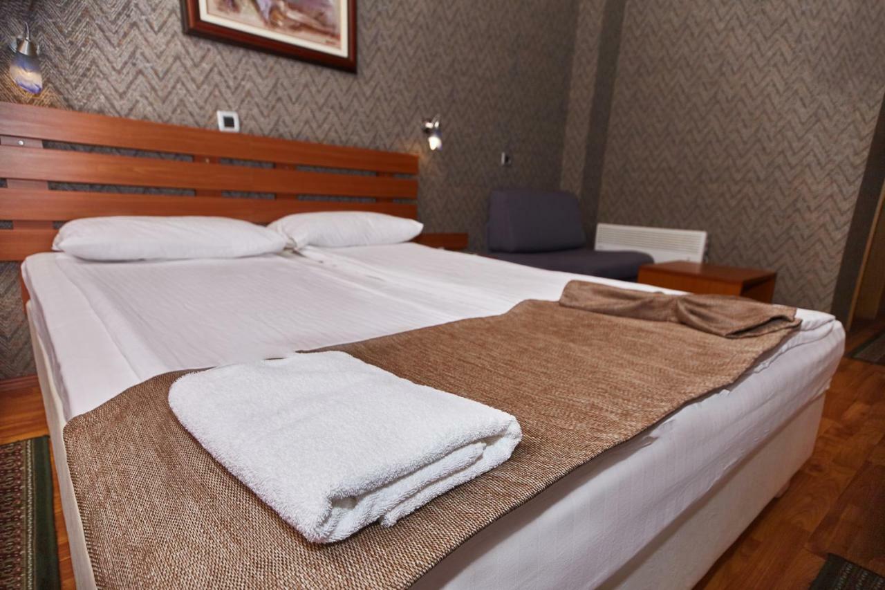 Leonardo Hotel Skopje Luaran gambar