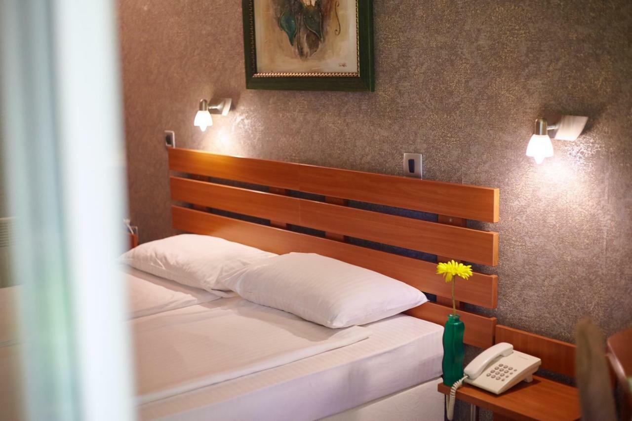 Leonardo Hotel Skopje Luaran gambar