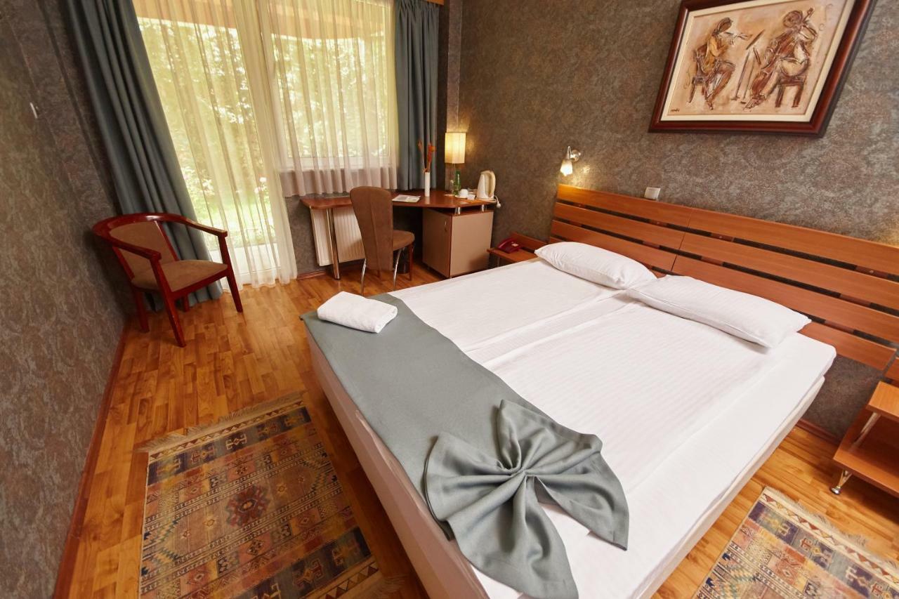 Leonardo Hotel Skopje Luaran gambar