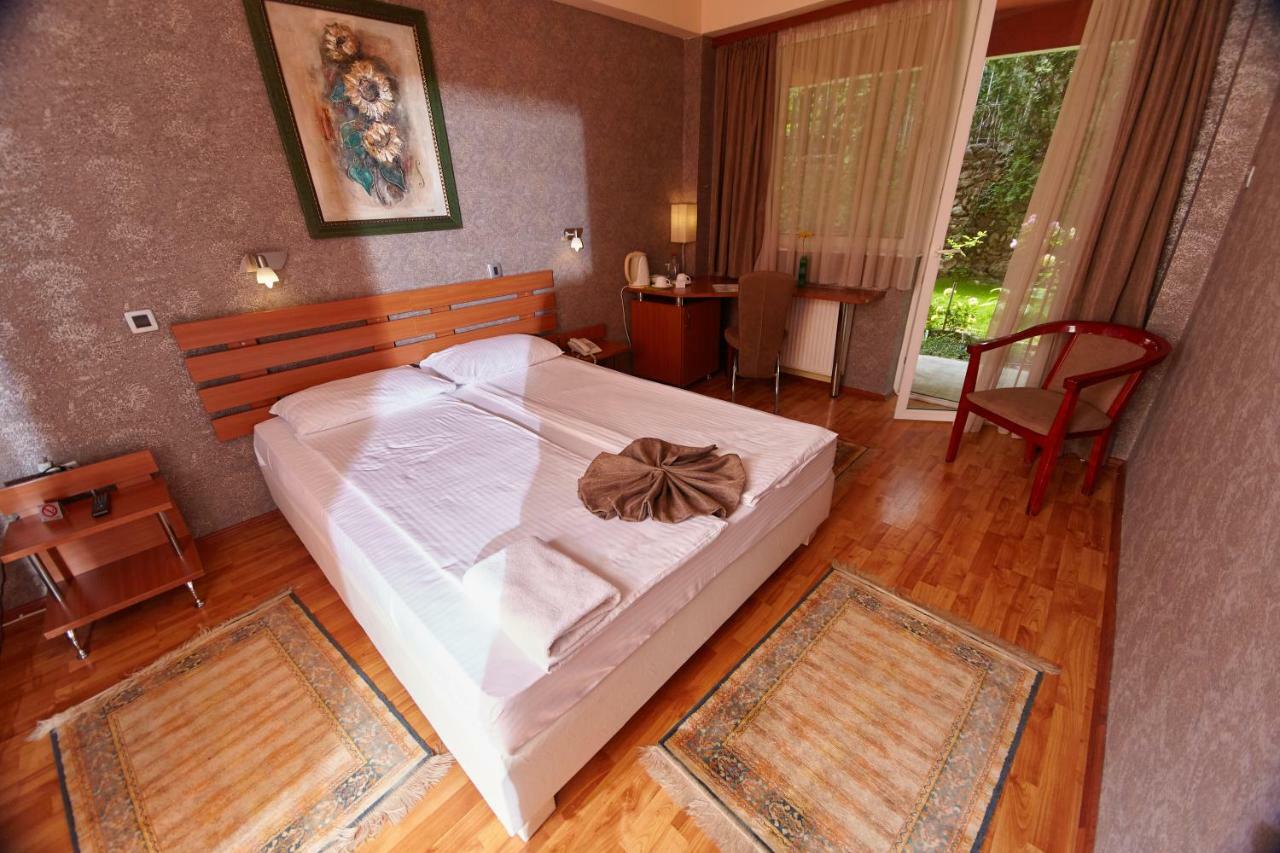 Leonardo Hotel Skopje Luaran gambar